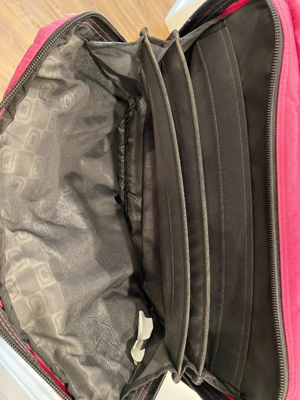 Vintage OGIO Unisex Pink Black Laptop Messenger Bag